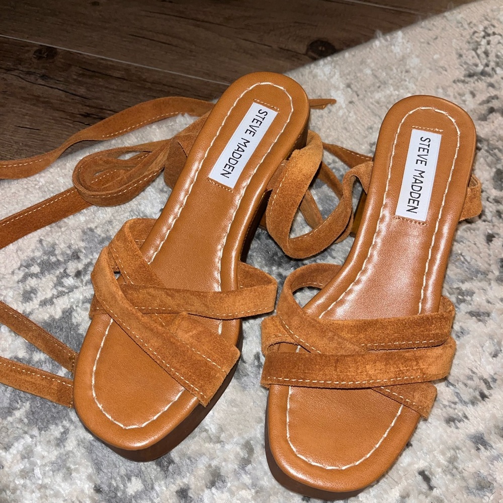 Steve Madden Platform sandal